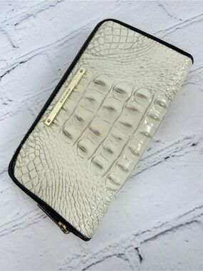 Brahmin Suri Melbourne Clutch Zip Around Wallet in Cream Black